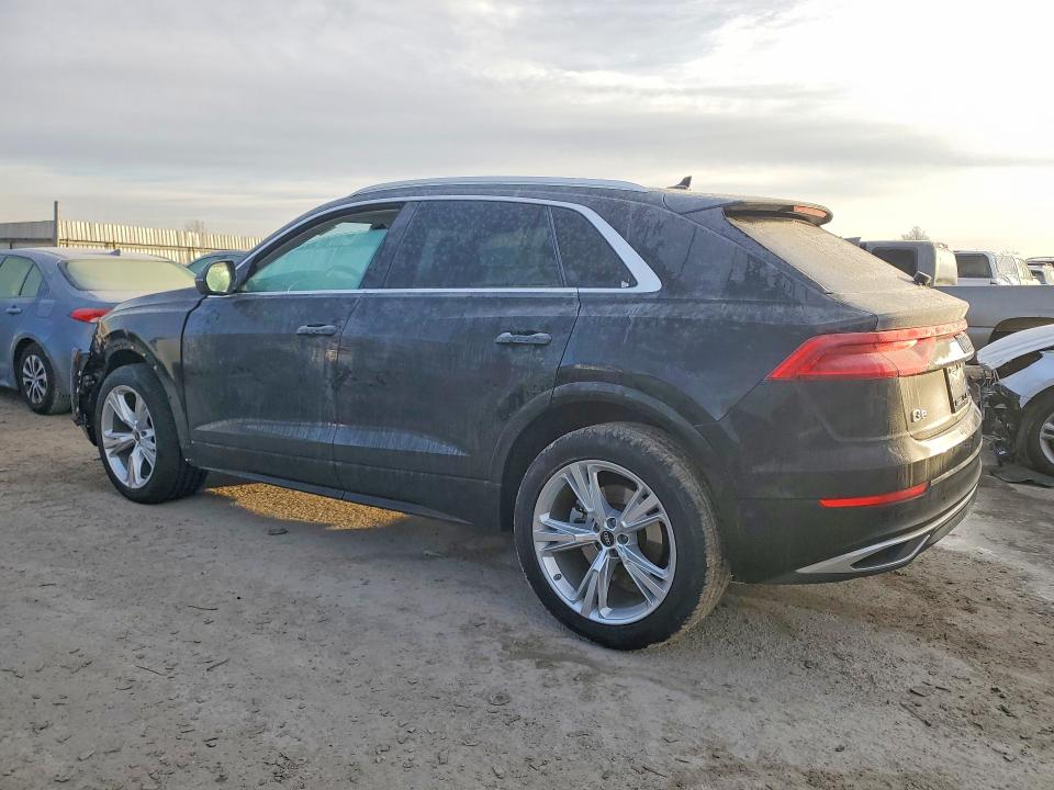 2023 Audi Q8