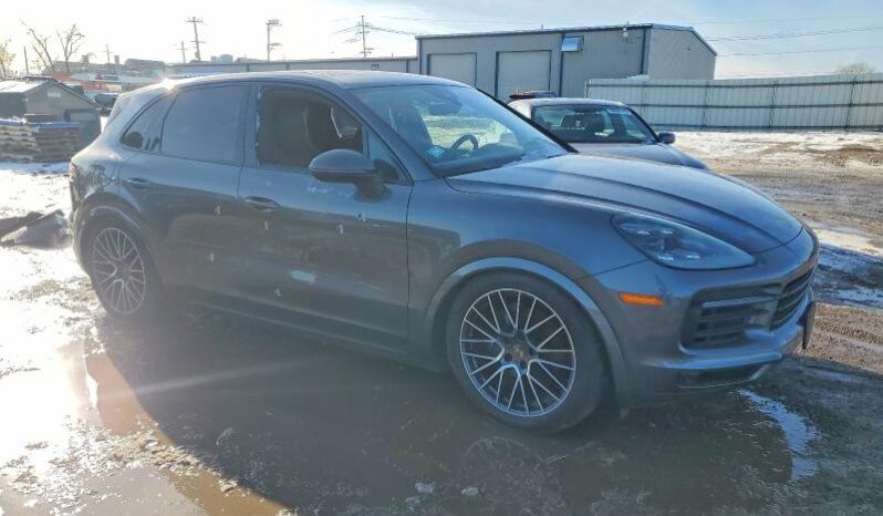 
								2020 Porsche Cayenne full									