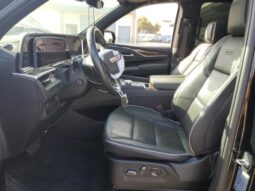 
										2023 Cadillac Escalade full									
