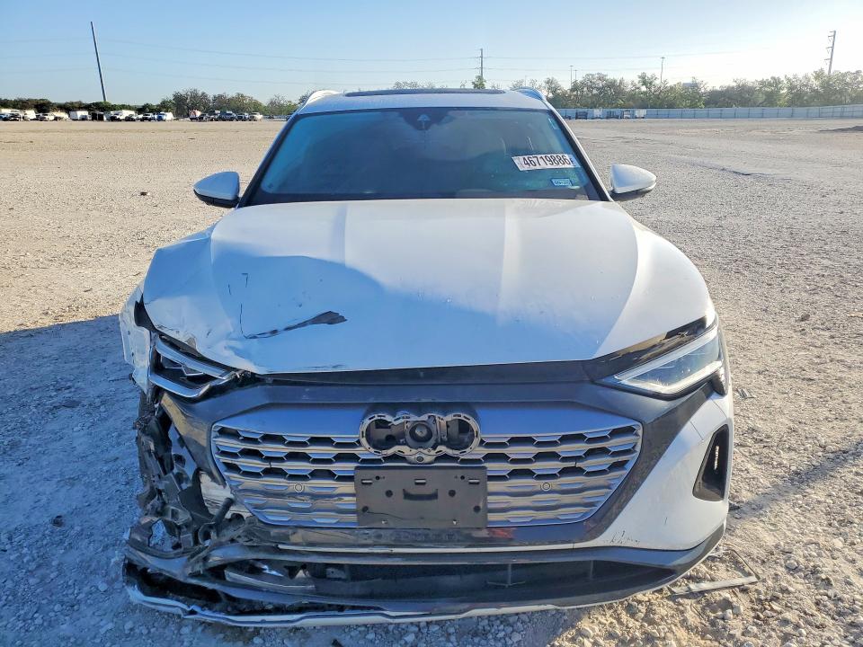2024 Audi Q8