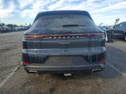 
										2024 Porsche Cayenne full									