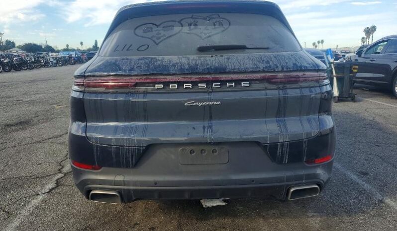 
								2024 Porsche Cayenne full									
