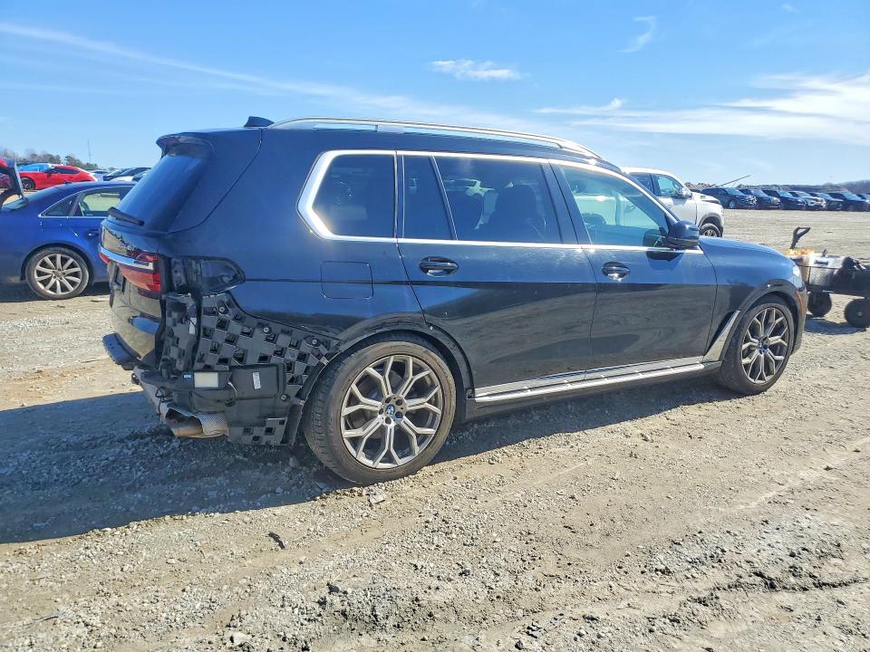 2020 BMW X7
