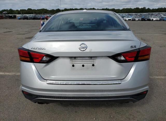 
								2022 Nissan Altima sr full									