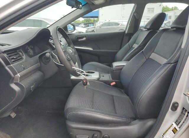 
								2014 Toyota Camry l full									