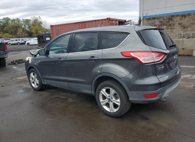 
								2015 Ford Escape se full									