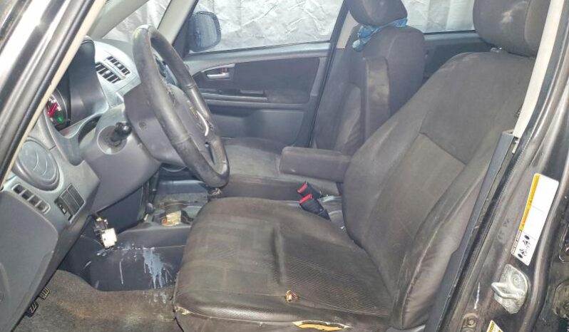 
								2012 Suzuki Sx4 full									