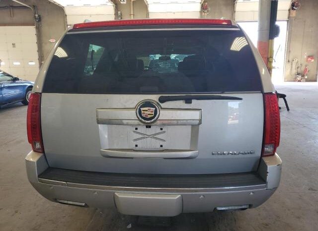 
								2013 Cadillac Escalade full									