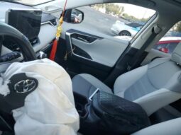 
										2025 Toyota Rav4 full									