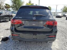
										2022 Mercedes-benz Glc 300 full									
