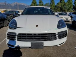 
										2022 Porsche Cayenne full									