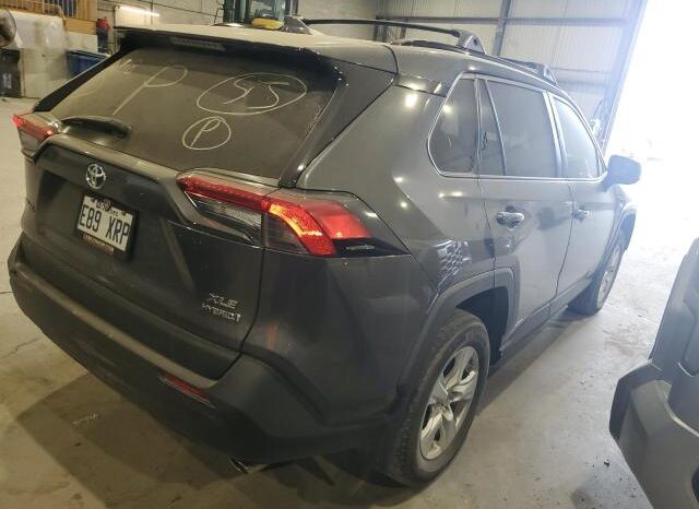 
								2021 Toyota Rav4 full									
