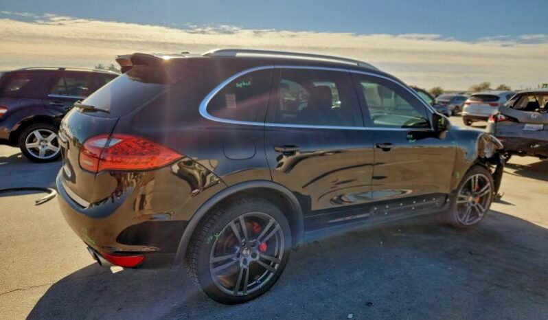 
								2012 Porsche Cayenne full									