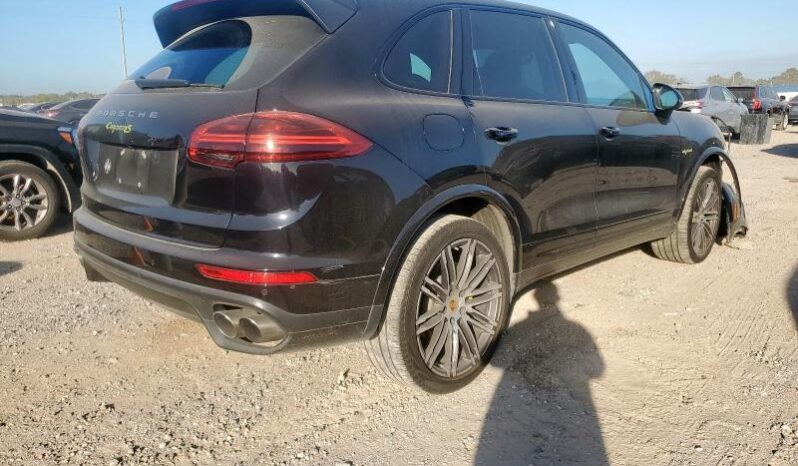 
								2017 Porsche Cayenne full									