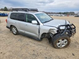 
										2013 Toyota Land cruiser full									