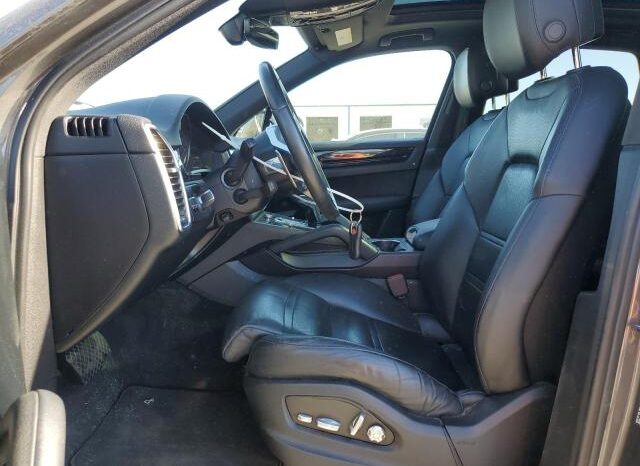 
								2019 Porsche Cayenne full									
