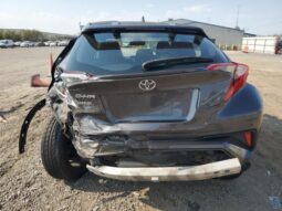 
										2018 Toyota C-hr full									