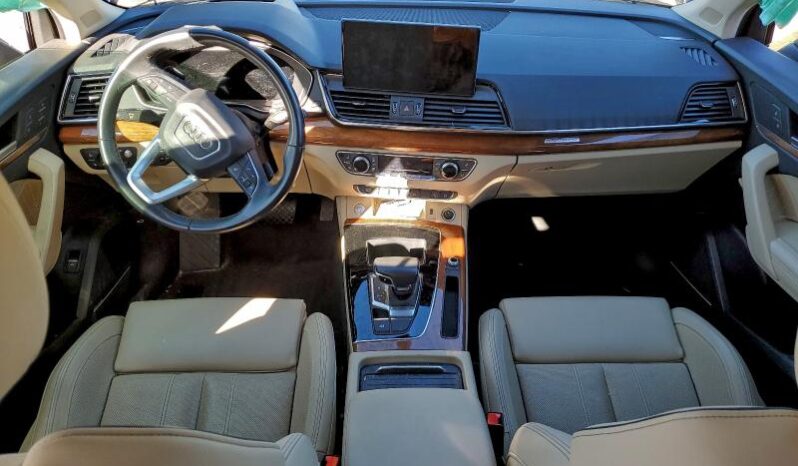
								2021 Audi Q5 full									