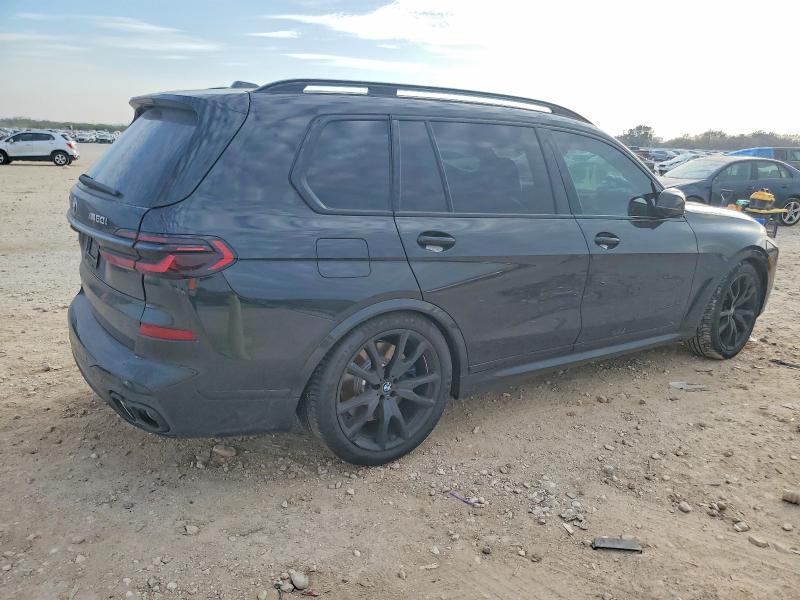 2026 BMW X7