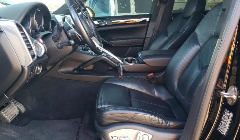 
								2018 Porsche Cayenne full									