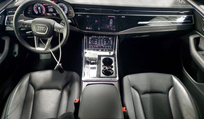 
								2023 Audi Q8 full									