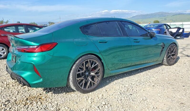 
								2025 BMW M8 full									
