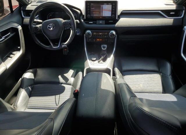 
								2020 Toyota Rav4 full									