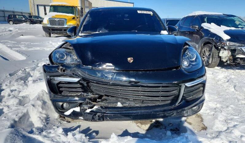 
								2018 Porsche Cayenne full									