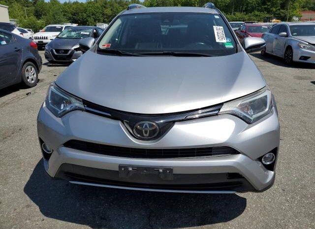 
								2018 Toyota Rav4 full									