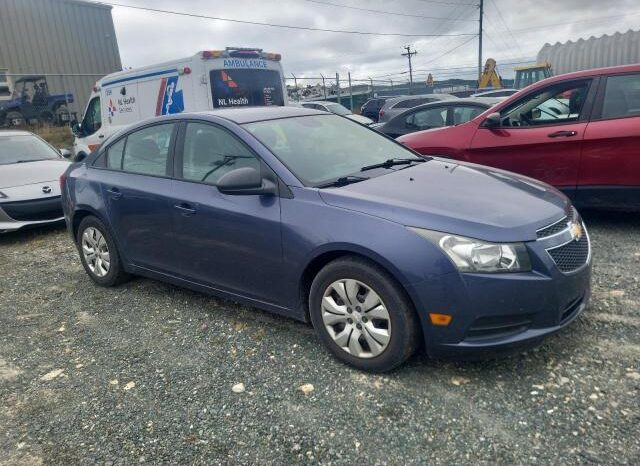 
								2013 Chevrolet Cruze ls full									