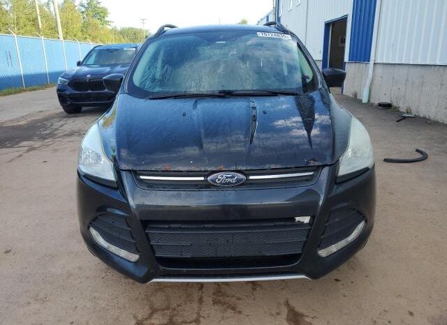 
								2015 Ford Escape se full									