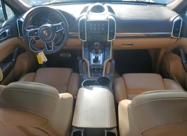 
								2018 Porsche Cayenne full									
