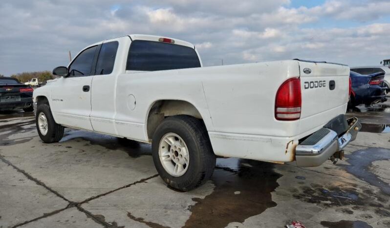 
								1999 Dodge Dakota full									