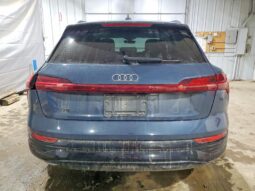 
										2024 Audi Q8 full									