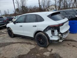 
										2019 Porsche Cayenne full									