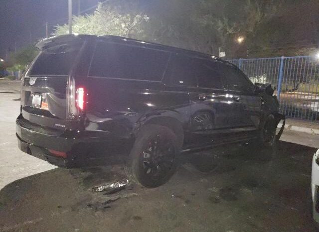
								2021 Cadillac Escalade full									