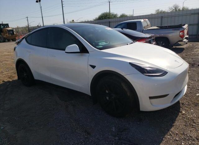 
								2024 Tesla Model y full									