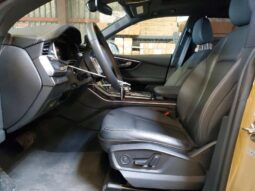 
										2025 Audi Q8 full									