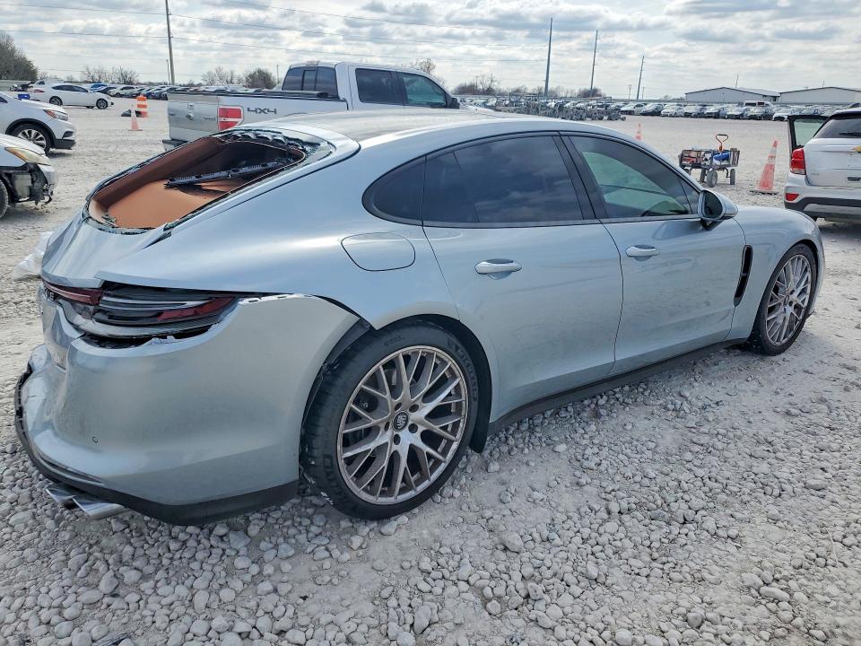 2021 Porsche Panamera