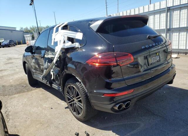 
								2018 Porsche Cayenne full									