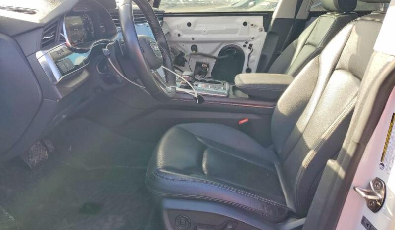 
								2019 Audi Q8 full									
