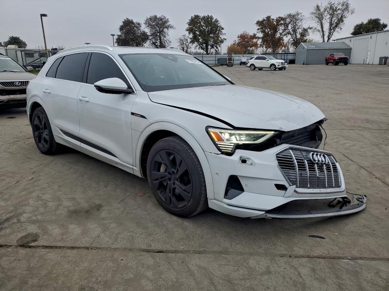 2021 Audi E-tron