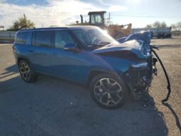 
										2025 Rivian R1s full									