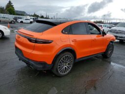 
										2022 Porsche Cayenne full									
