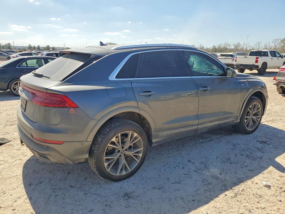 2021 Audi Q8