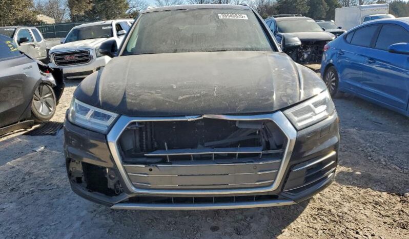 
								2018 Audi Q5 full									