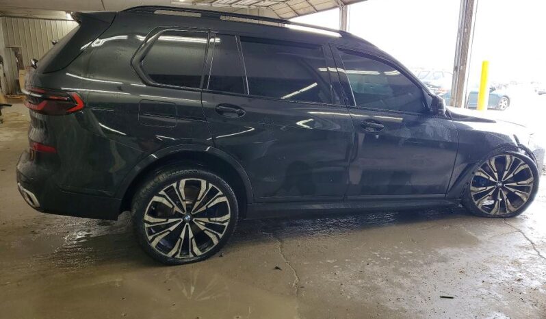 
								2024 BMW X7 full									