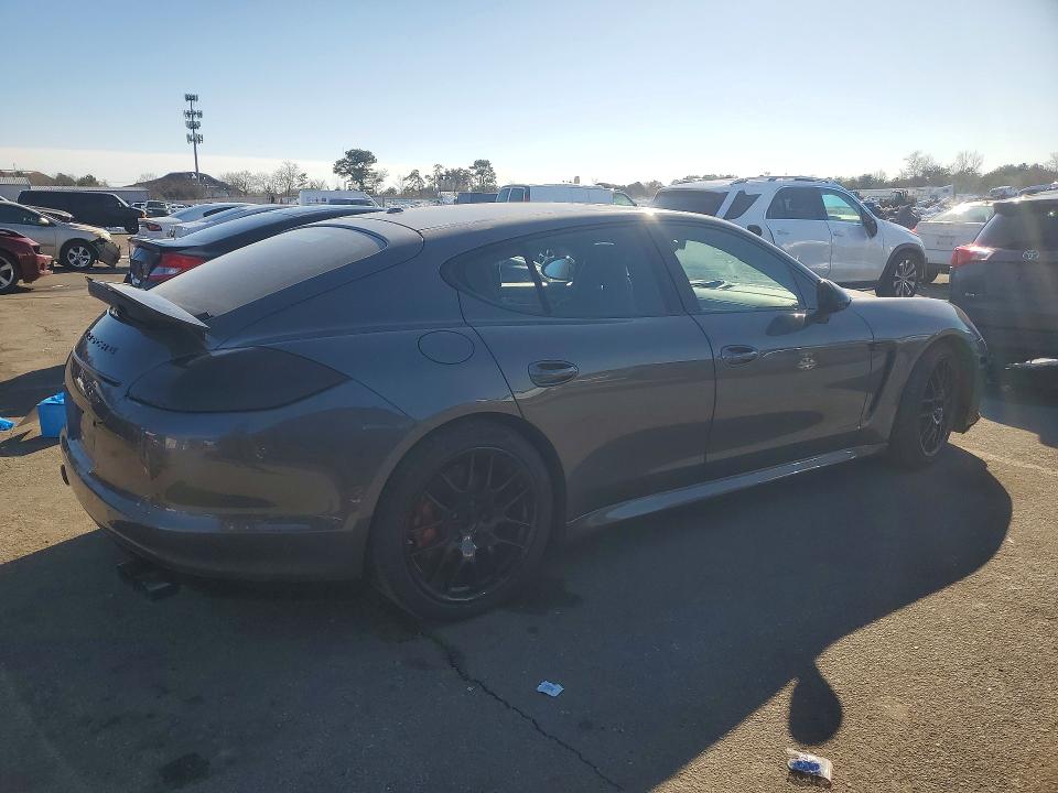 2013 Porsche Panamera