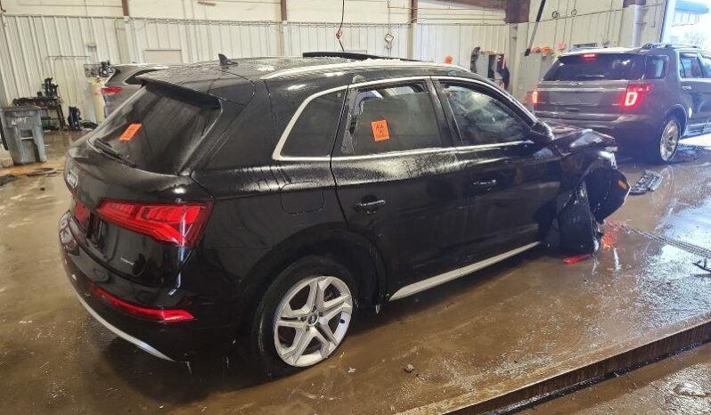 
								2019 Audi Q5 full									