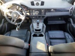 
										2020 Porsche Cayenne full									